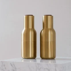 Audo Bottle Salz- & Pfeffermühle Brushed Brass mit Walnussdeckel 2er-Set New