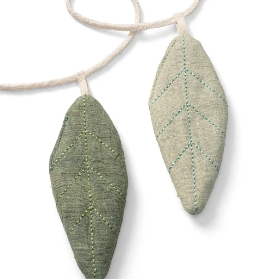 Dear April Beech Girlande Leaves New