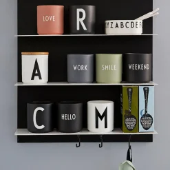 Design Letters Porzellan Becher Favourite Love Fashion