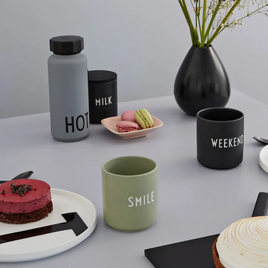 Design Letters Porzellan Becher Weekend New