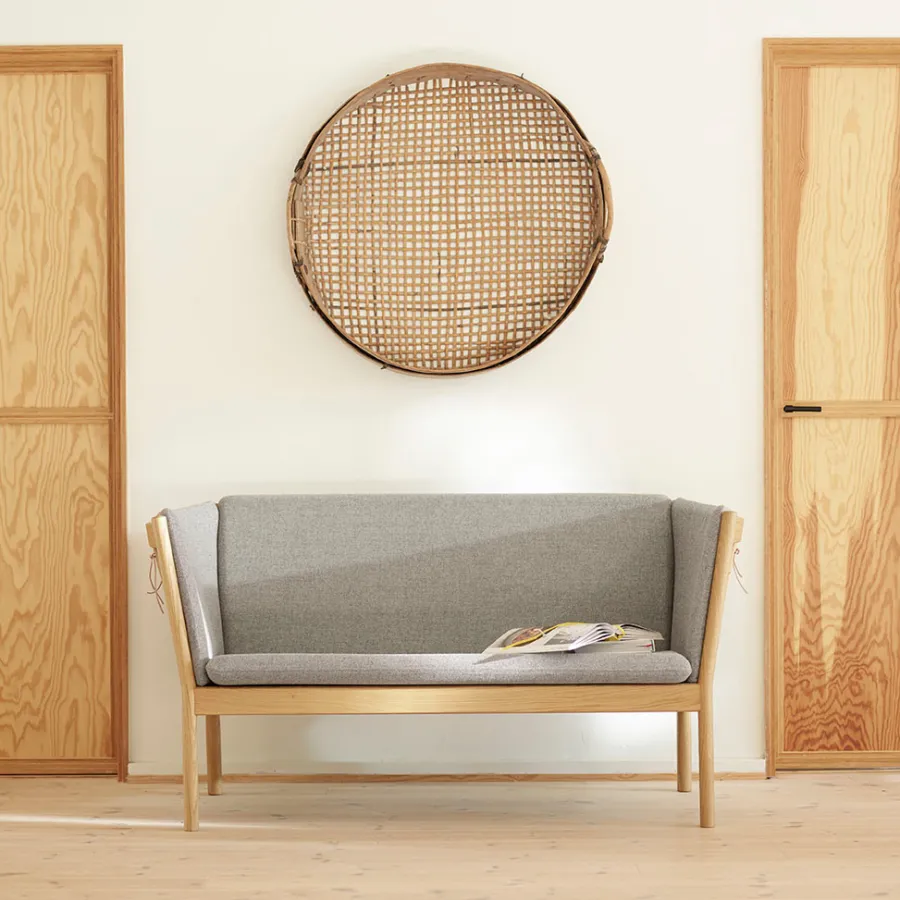 FDB Møbler J148 Sofa 2-Sitzer Eiche lackiert Light Grey Online