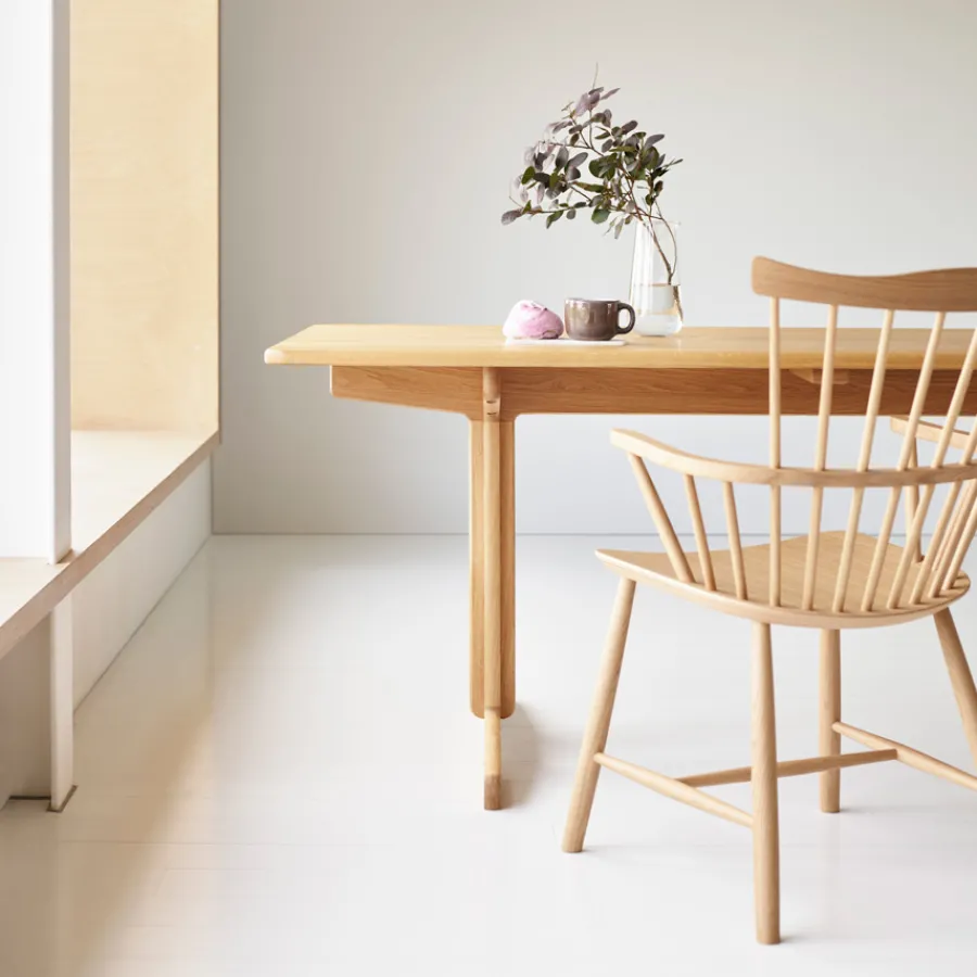 FDB Møbler J52B Stuhl Buche lackiert Outlet