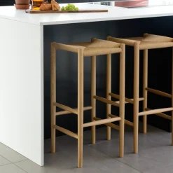 FDB Møbler J164C Hocker Schwarz/Natur Fashion