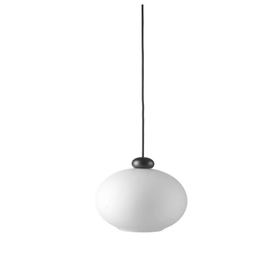 FDB Møbler U2 - Hiti Deckenlampe Schwarz/Opales Glas, Schwarzes Kabel Clearance