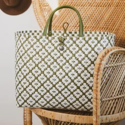 Handed By Shopper Motif White/Olive New