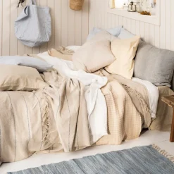 IB LAURSEN Tagesdecke gerippt Weiß mit Kantha-Stickerei 150x220 Outlet