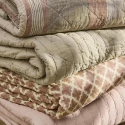 IB LAURSEN Tagesdecke Quilt Rosa mit Kreuzstichen Fashion