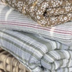 IB LAURSEN Tagesdecke Quilt Streifen Grün/Weiß/Beig/Grau New