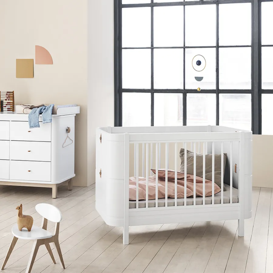 Oliver Furniture Baby- und Kinderbett Wood Mini+ Weiß inkl. Umbauset Juniorbett Fashion