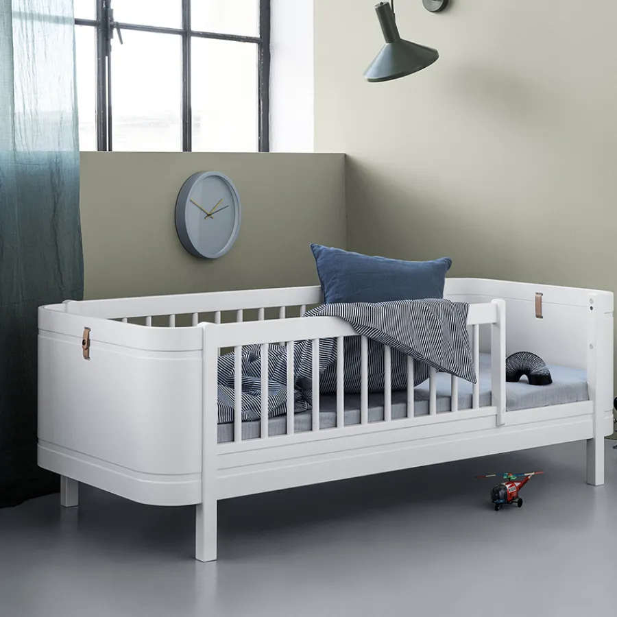 Oliver Furniture Baby- und Kinderbett Wood Mini+ Weiß inkl. Umbauset Juniorbett Fashion