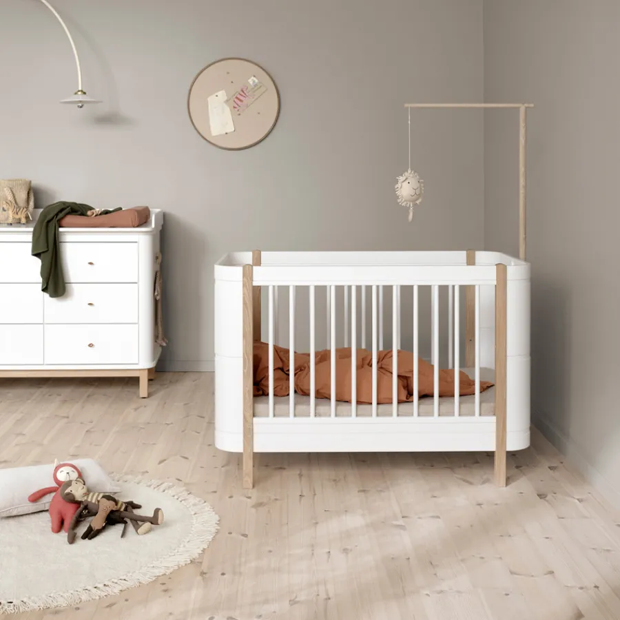 Oliver Furniture Wood Mini+ Babybett Weiß/Eiche exkl. Umbauset Juniorbett Clearance