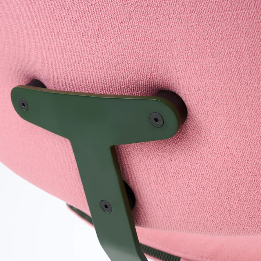 raawii Lounge chair Dark green / Stoffbezug pink Sale