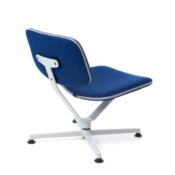raawii Lounge chair Light grey / Stoffbezug Blue Outlet