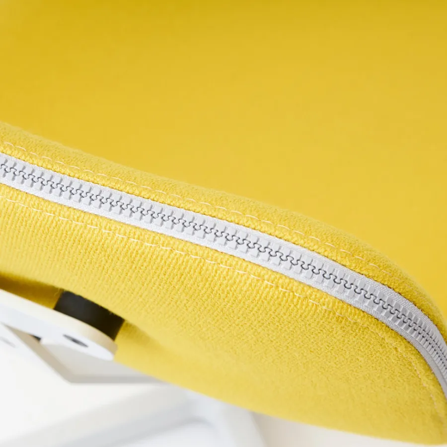 raawii Lounge chair Light grey / Stoffbezug yellow Online