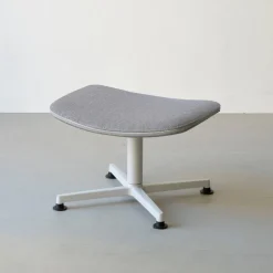 raawii Ottoman Light grey / Stoffbezug re-wool grey Outlet