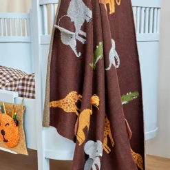 Rice Gestrickte Babydecke Chocolate Brown mit 3D Details Clearance